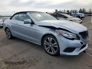 2015 Mercedes-Benz E 400 with VIN WDDKK6FF8FF305131, listed as a Copart auction lot 49777905 with 70,026 mi miles and Salvage Title. Bid and sale history available at carsss.com. Image 4.