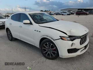 2021 Maserati Levante GT with VIN ZN661XUA5MX357768, listed as a Copart auction lot 78453934 with 71,811 mi miles and Salvage Title. Bid and sale history available at carsss.com. Image 4.