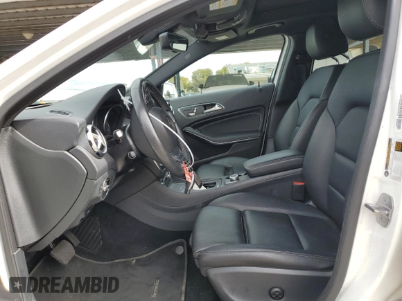2018 Mercedes-Benz GLA 250 z VIN WDCTG4GB4JJ492450, wystawiony jako Copart lot #46369425 z przebiegiem 47 811 mil mil oraz Szkoda całkowita • Salvage title. Historia ofert i sprzedaży dostępna na DreamBid. Obrazek 7.