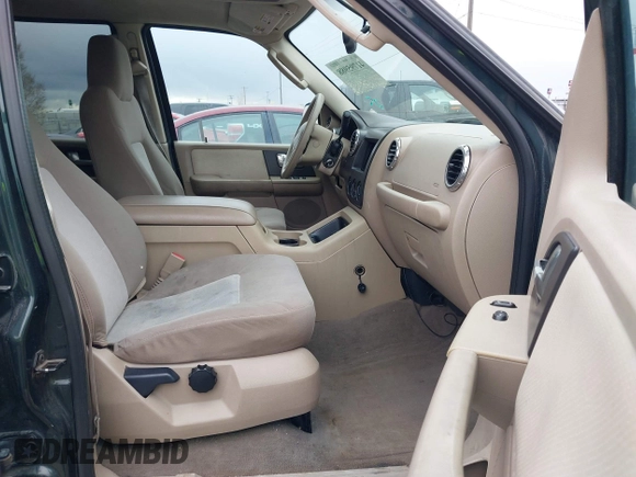 2004 Ford Expedition Special Service z VIN 1FMRU15W14LA15489, wystawiony jako IAAI lot #41795988 z przebiegiem 203 691 mil mil oraz . Historia ofert i sprzedaży dostępna na DreamBid. Obrazek 5.