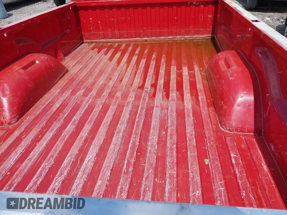 1992 Dodge Dakota "S" with VIN 1B7FL26X3NS677489, listed as a IAAI auction lot 42167931 with 108,582 mi miles. Bid and sale history available at carsss.com. Image 8.