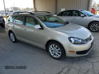 2013 Volkswagen Jetta SportWagen S with VIN 3VWPP7AJ4DM632672, listed as a Copart auction lot 53245075 with 133,800 mi miles and Clean Title. Bid and sale history available at carsss.com. Image 4.