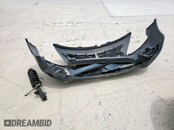 2017 Nissan Versa SV z VIN 3N1CN7AP2HL857375, wystawiony jako Copart lot #57678945 z przebiegiem 106 571 mil mil oraz Szkoda całkowita • Salvage title. Historia ofert i sprzedaży dostępna na DreamBid. Obrazek 12.