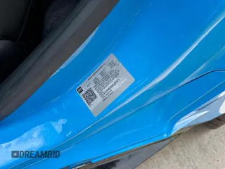2022 Chevrolet Camaro ZL1 z VIN 1G1FK1R63N0122921, wystawiony jako Copart lot #58984575 z przebiegiem 18 742 mil mil oraz Czysty tytuł • Clean title. Historia ofert i sprzedaży dostępna na DreamBid. Obrazek 10.
