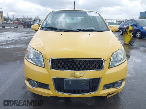 2009 Chevrolet Aveo 2LT z VIN KL1TG66E89B621557, wystawiony jako IAAI lot #41813220 z przebiegiem 125 455 mil mil oraz . Historia ofert i sprzedaży dostępna na DreamBid. Obrazek 12.