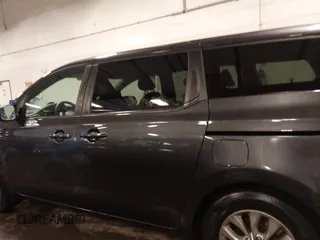 2020 Kia Sedona LX with VIN KNDMB5C17L6581477, listed as a IAAI auction lot 41705127 with 40,979 mi miles. Bid and sale history available at carsss.com. Image 15.