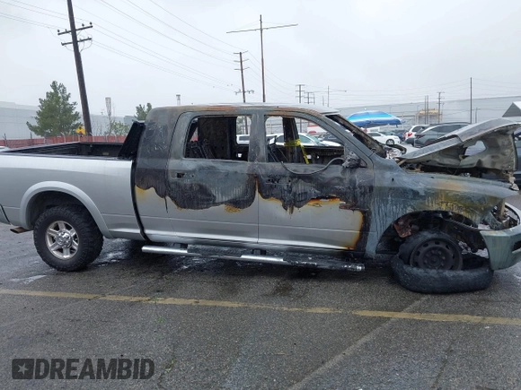 2013 Ram 2500 Laramie with VIN 3C6TR5NT1DG551369, listed as a IAAI auction lot 41561187 with Not Provided miles. Bid and sale history available at carsss.com. Image 12.