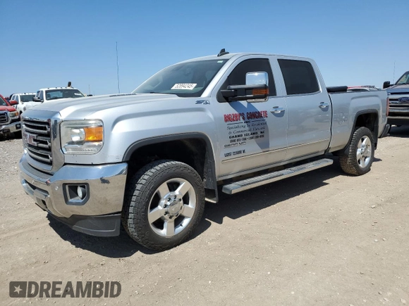 2016 GMC Sierra 2500HD SLT z VIN 1GT12TE84GF263081, wystawiony jako Copart lot #52894245 z przebiegiem 137 673 mil mil oraz Szkoda całkowita • Salvage title. Historia ofert i sprzedaży dostępna na DreamBid. Obrazek 1.