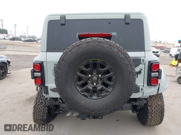2024 Ford Bronco Raptor with VIN 1FMEE0RRXRLB33753, listed as a IAAI auction lot 42465984 with 1,702 mi miles and . Bid and sale history available at DreamBid. Image 17.