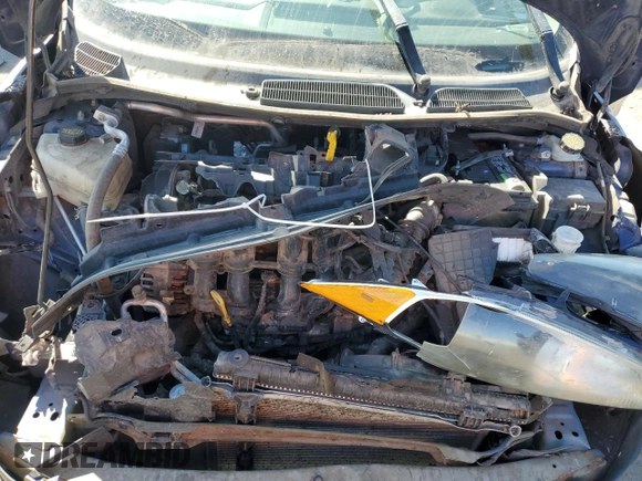 2016 Ford Fiesta Titanium z VIN 3FADP4CJ7GM157983, wystawiony jako Copart lot #75773954 z przebiegiem 149 363 mil mil oraz Szkoda całkowita • Salvage title. Historia ofert i sprzedaży dostępna na DreamBid. Obrazek 12.