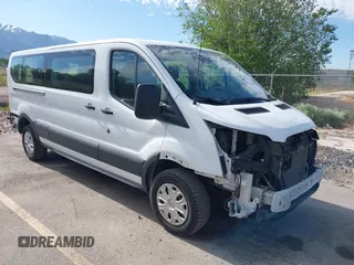 2017 Ford Transit XL z VIN 1FBZX2YM3HKA66245, wystawiony jako IAAI lot #42293869 z przebiegiem 148 056 mil mil oraz . Historia ofert i sprzedaży dostępna na DreamBid. Obrazek 1.