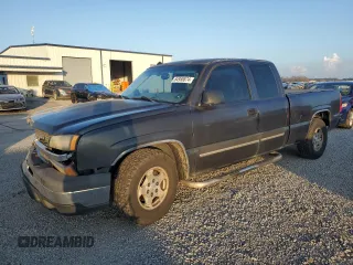 2003 Chevrolet Silverado 1500 with VIN 2GCEC19T131297143, listed as a Copart auction lot 84988674 with 271,156 mi miles and Salvage Title. Bid and sale history available at carsss.com. Image 1.