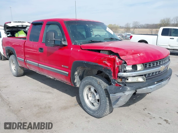 2000 Chevrolet Silverado 1500 LT with VIN 1GCEK19T9YE263251, listed as a IAAI auction lot 42049501 with 238,729 mi miles and . Bid and sale history available at DreamBid. Image 1.