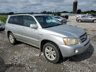2006 Toyota Highlander z VIN JTEDW21A060013936, wystawiony jako Copart lot #60547105 z przebiegiem 234 848 mil mil oraz Czysty tytuł • Clean title. Historia ofert i sprzedaży dostępna na DreamBid. Obrazek 4.