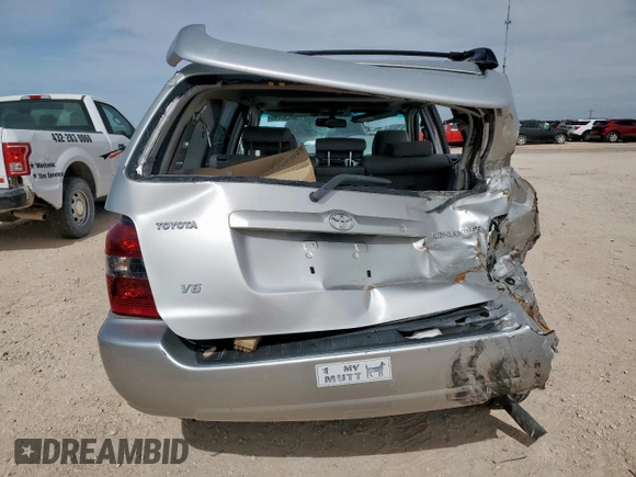 2007 Toyota Highlander w/3rd Row with VIN JTEDP21A270131839, listed as a Copart auction lot 56636495 with 205,488 mi miles and Salvage title. Bid and sale history available at DreamBid. Image 6.