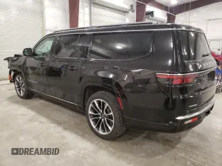 2023 Jeep Wagoneer Series III с VIN 1C4SJSDP0PS503082, выставлен на аукционе Copart как лот 77155824 с пробегом 21 774 миль миль и Списание • Salvage title. История ставок и продаж доступна на DreamBid. Изображение 2.