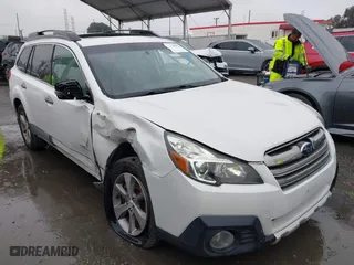 2013 Subaru Outback 3.6R Limited with VIN 4S4BRDSC2D2200333, listed as a IAAI auction lot 41730537 with 224,572 mi miles. Bid and sale history available at carsss.com. Image 1.