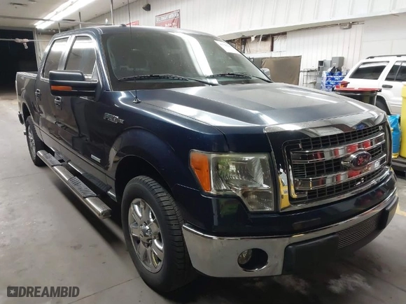 2013 Ford F-150 XL with VIN 1FTFW1CT7DKF97419, listed as a IAAI auction lot 41725218 with 86,441 mi miles. Bid and sale history available at carsss.com. Image 6.