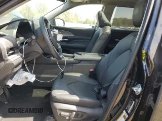 2024 Toyota Highlander XLE z VIN 5TDAAAB56RS005584, wystawiony jako Copart lot #55266455 z przebiegiem 3 809 mil mil oraz Czysty tytuł • Clean title. Historia ofert i sprzedaży dostępna na DreamBid. Obrazek 7.
