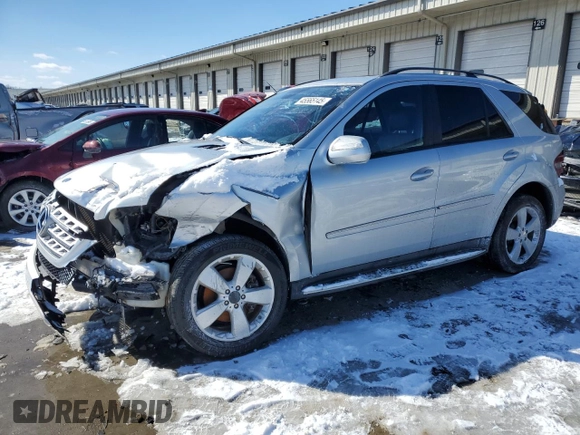 2009 Mercedes-Benz M 350 z VIN 4JGBB86EX9A530516, wystawiony jako Copart lot #45565145 z przebiegiem 176 158 mil mil oraz Nie do naprawy • Non repairable. Historia ofert i sprzedaży dostępna na DreamBid. Obrazek 1.