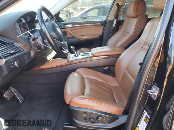 2011 BMW X6 50i with VIN 5UXFG8C57BLZ95372, listed as a Copart auction lot 43621335 with 101,898 mi miles and Clean Title. Bid and sale history available at carsss.com. Image 7.