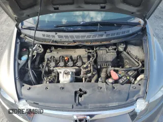 2006 Honda Civic LX z VIN 1HGFA165X6L123586, wystawiony jako Copart lot #54845625 z przebiegiem 105 445 mil mil oraz Szkoda całkowita • Salvage title. Historia ofert i sprzedaży dostępna na DreamBid. Obrazek 11.