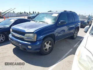 2003 Chevrolet TrailBlazer LS with VIN 1GNDS13S832174543, listed as a IAAI auction lot 42087307 with 123,519 mi miles. Bid and sale history available at carsss.com. Image 2.