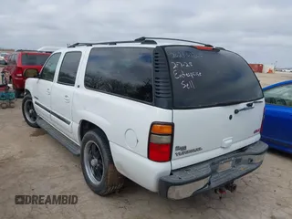 2004 GMC Yukon XL SLT with VIN 3GKEC16Z34G162090, listed as a IAAI auction lot 41600676 with 184,765 mi miles. Bid and sale history available at carsss.com. Image 3.