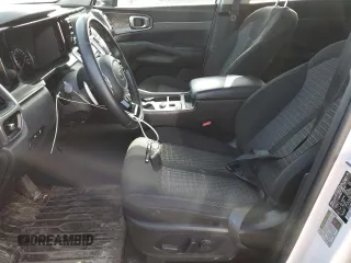 2021 Kia Sorento X-Line z VIN 5XYRGDLF8MG038912, wystawiony jako Copart lot #46582275 z przebiegiem 130 794 mil mil oraz Szkoda całkowita • Salvage title. Historia ofert i sprzedaży dostępna na DreamBid. Obrazek 7.