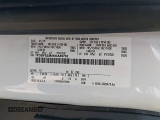 2019 Ford Transit with VIN 1FDBF8ZM0KKA89793, listed as a IAAI auction lot 42577611 with 71,148 mi miles and . Bid and sale history available at DreamBid. Image 9.