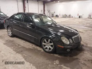 2007 Mercedes-Benz E-Class 3.5L with VIN WDBUF87X17B129444, listed as a IAAI auction lot 41241200 with 167,755 mi miles. Bid and sale history available at carsss.com. Image 1.