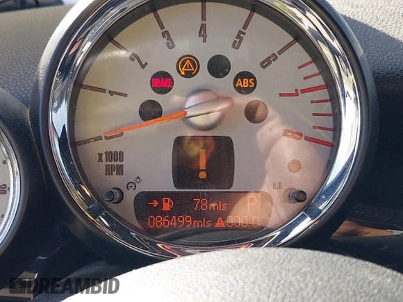 2010 MINI Convertible with VIN WMWMR3C50ATU97550, listed as a IAAI auction lot 41709012 with 86,499 mi miles and . Bid and sale history available at DreamBid. Image 7.