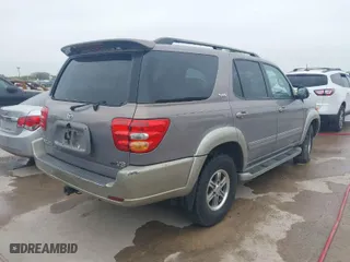 2002 Toyota Sequoia SR5 with VIN 5TDZT34A22S084602, listed as a IAAI auction lot 41870374 with 270,124 mi miles. Bid and sale history available at carsss.com. Image 4.