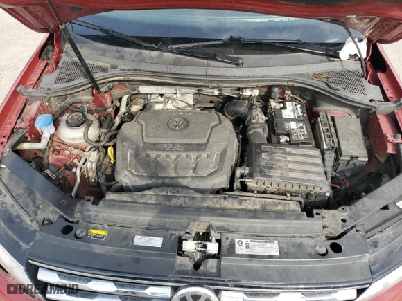 2020 Volkswagen Tiguan SE with VIN 3VV3B7AX3LM019091, listed as a Copart auction lot 43575705 with 135,578 mi miles and Salvage Title. Bid and sale history available at carsss.com. Image 14.