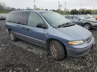 1996 Plymouth Voyager SE z VIN 1P4GP44R0TB239983, wystawiony jako Copart lot #52810515 z przebiegiem 164 158 mil mil oraz Szkoda całkowita • Salvage title. Historia ofert i sprzedaży dostępna na DreamBid. Obrazek 4.