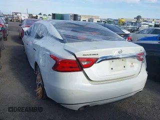 2017 Nissan Maxima Platinum with VIN 1N4AA6AP4HC429657, listed as a IAAI auction lot 38393602 with Not provided miles and . Bid and sale history available at DreamBid. Image 3.
