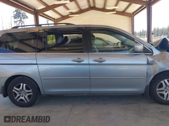 2007 Honda Odyssey EX-L with VIN 5FNRL38657B035542, listed as a IAAI auction lot 42185191 with Not Provided miles and . Bid and sale history available at DreamBid. Image 14.