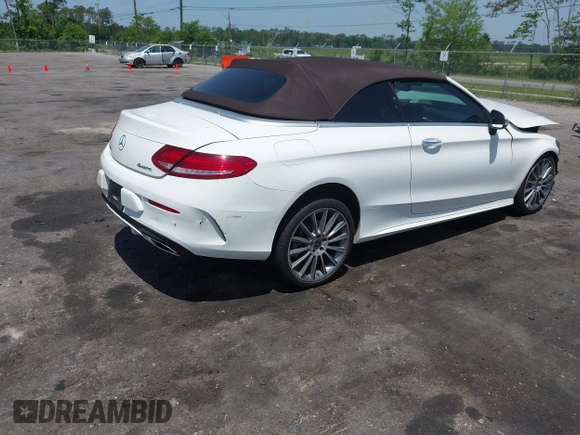 2018 Mercedes-Benz C 300 with VIN WDDWK4KB4JF618940, listed as a IAAI auction lot 42264717 with 77,963 mi miles and . Bid and sale history available at DreamBid. Image 4.