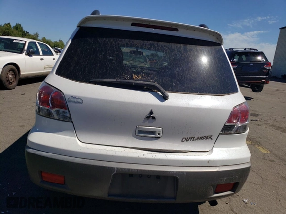 2003 Mitsubishi Outlander XLS with VIN JA4LX41G13U067239, listed as a Copart auction lot 64524374 with 218,346 mi miles and Clean Title. Bid and sale history available at carsss.com. Image 6.