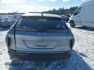 2024 Cadillac LYRIQ Luxury z VIN 1GYKPSRL3RZ122559, wystawiony jako IAAI lot #41587457 z przebiegiem 8 408 mil mil oraz . Historia ofert i sprzedaży dostępna na DreamBid. Obrazek 16.