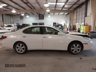 2005 Lexus ES 330 with VIN JTHBA30G955076779, listed as a IAAI auction lot 41622673 with 209,363 mi miles. Bid and sale history available at carsss.com. Image 13.