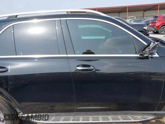 2022 Mercedes-Benz GLE 350 z VIN 4JGFB4JB3NA770590, wystawiony jako IAAI lot #42264537 z przebiegiem 18 351 mil mil oraz . Historia ofert i sprzedaży dostępna na DreamBid. Obrazek 13.