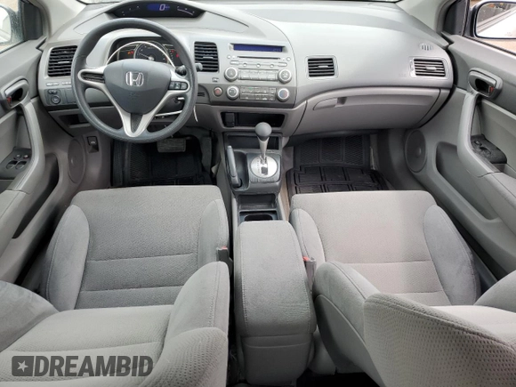 2010 Honda Civic с VIN 2HGFG1B39AH002010, выставлен на аукционе Copart как лот 52688435 с пробегом 47 125 миль миль и Чистый • Clean title. История ставок и продаж доступна на DreamBid. Изображение 8.