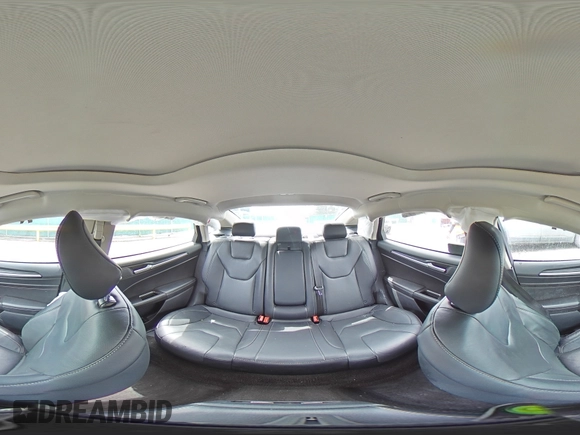 2020 Ford Fusion Titanium z VIN 3FA6P0D96LR205475, wystawiony jako Copart lot #56313075 z przebiegiem 30 888 mil mil oraz Szkoda całkowita • Salvage title. Historia ofert i sprzedaży dostępna na DreamBid. Obrazek 14.