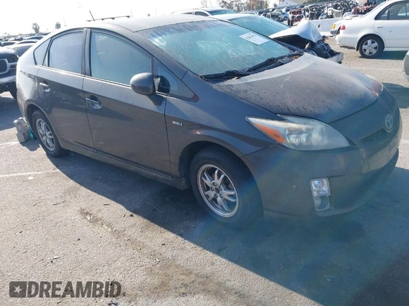 2010 Toyota Prius II with VIN JTDKN3DUXA1030143, listed as a IAAI auction lot 42051992 with 209,583 mi miles. Bid and sale history available at carsss.com. Image 1.