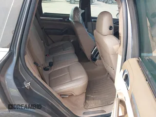 2012 Porsche Cayenne Turbo с VIN WP1AC2A29CLA80486, выставлен на аукционе IAAI как лот 42324263 с пробегом 106 588 миль миль и . История ставок и продаж доступна на DreamBid. Изображение 8.