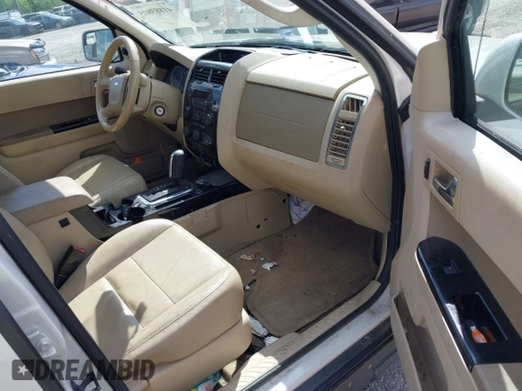 2011 Ford Escape Limited с VIN 1FMCU0EG3BKB23334, выставлен на аукционе IAAI как лот 41883805 с пробегом 201 703 миль миль и . История ставок и продаж доступна на DreamBid. Изображение 5.