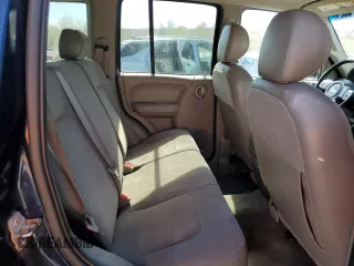 2004 Jeep Liberty Limited with VIN 1J4GL58K34W150741, listed as a Copart auction lot 53392095 with 203,458 mi miles and Salvage title. Bid and sale history available at DreamBid. Image 11.