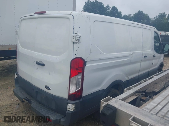 2017 Ford Transit z VIN 1FTYE1ZMXHKA13581, wystawiony jako IAAI lot #42638547 z przebiegiem 252 913 mil mil oraz . Historia ofert i sprzedaży dostępna na DreamBid. Obrazek 4.