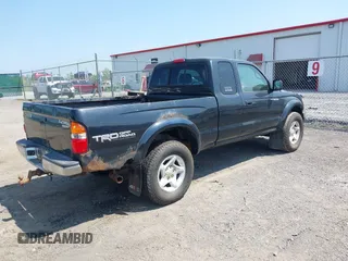 2004 Toyota Tacoma with VIN 5TEWN72N44Z344708, listed as a IAAI auction lot 40095002 with 136,791 mi miles and . Bid and sale history available at DreamBid. Image 4.